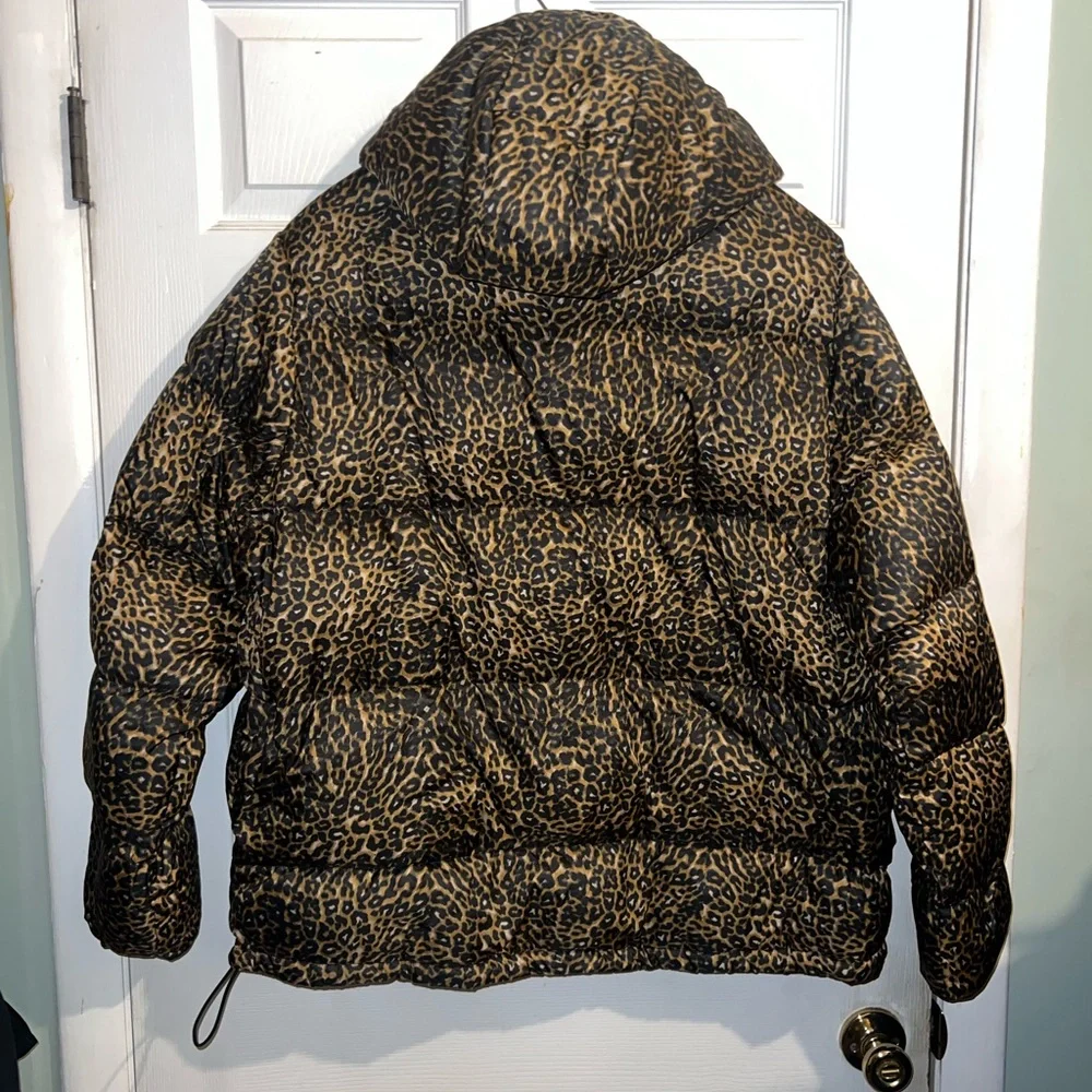 Leopard Print Men Puffer Jacket - Picture 4 of 5